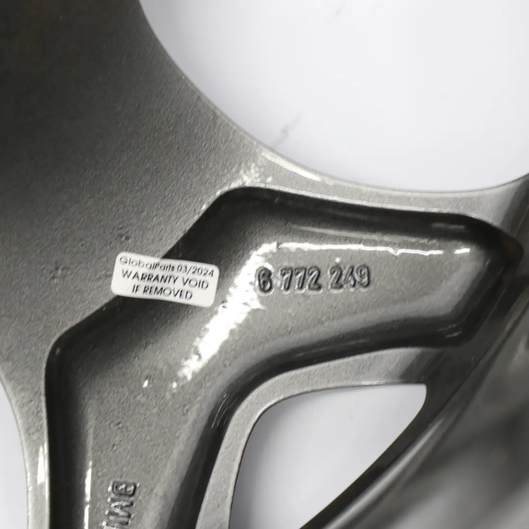 Felga Aluminiowa 20" 10J do BMW X5 E70 X6 E71 o numerze 6772249 BMW X5 E70 X6 E71 Felga Aluminiowa 20" 10J - SKU 6772249-3 - Numer Części 6772249