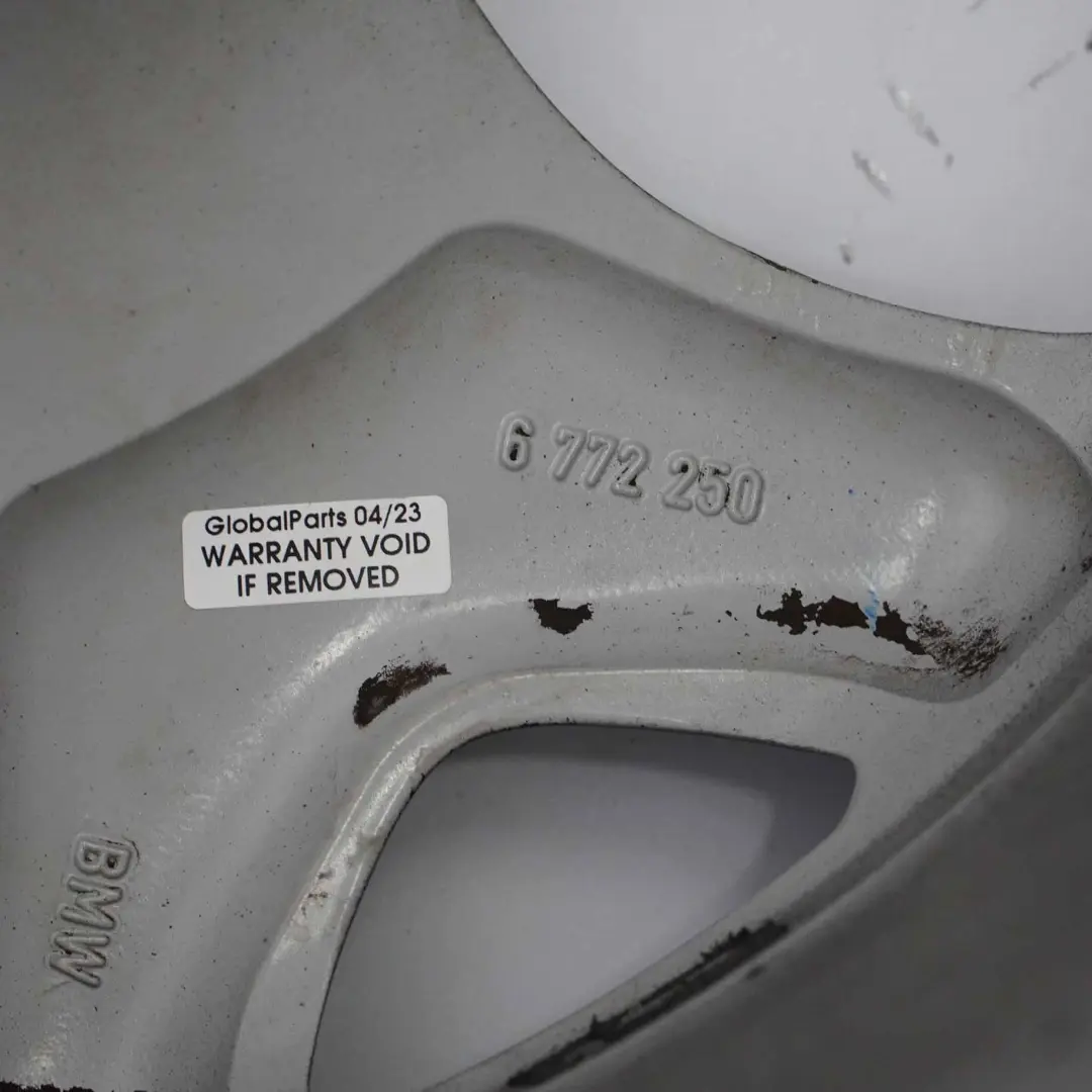 Felga Aluminiowa 20" 11J do BMW X5 E70 o numerze 6772250 BMW X5 E70 Felga Aluminiowa 20" 11J - SKU 6772250-6 - Numer Części 6772250