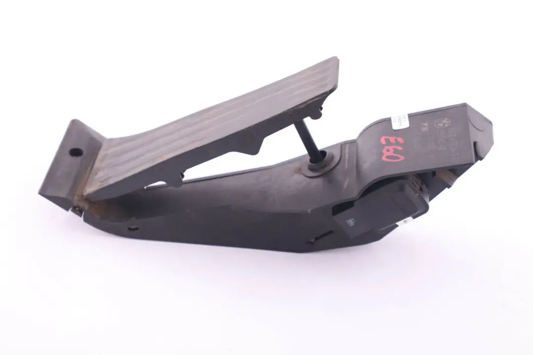 Accelerator Pedal Automatic Gearbox to BMW E60 E61 E83 E89 E90 E91 with Part number 6772645 BMW E60 E61 E83 E89 E90 E91 Accelerator Pedal Automatic Gearbox - SKU 6772645 - Part number 6772645