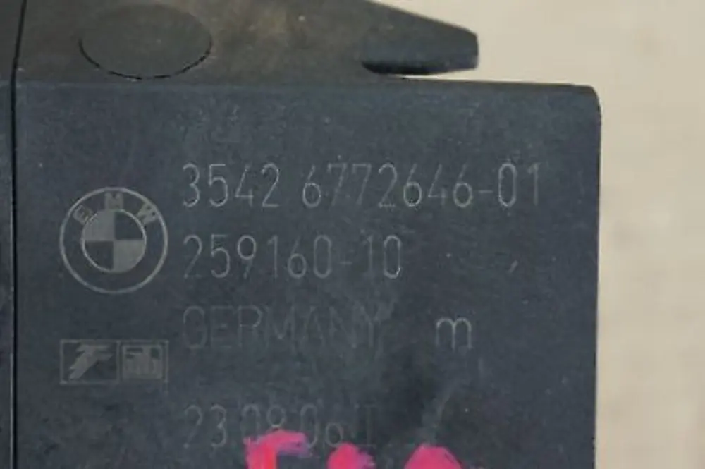 BMW E60 E61 E63 E89 E90 E91 Fahrpedalmodul Schaltgetriebe - SKU 6772646 - Teilenummer 6858575
