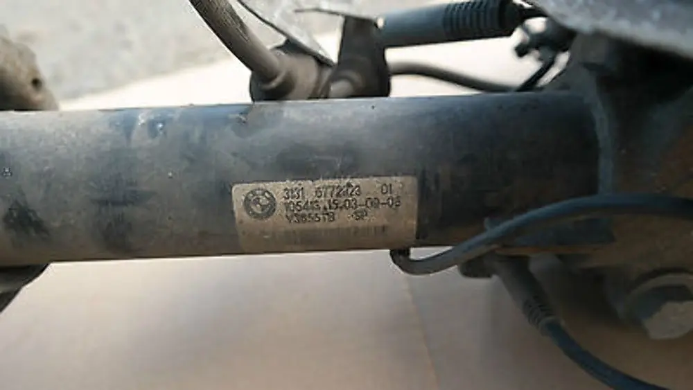 LEFT MSPORT Stoßdämpfer Federbein Vorn Links Vorderachse für BMW 3 er e91 330i mit Teilenummer 31316772923 BMW 3 er e91 330i LEFT MSPORT Stoßdämpfer Federbein Vorn Links Vorderachse - SKU 6772923 - Teilenummer 31316772923