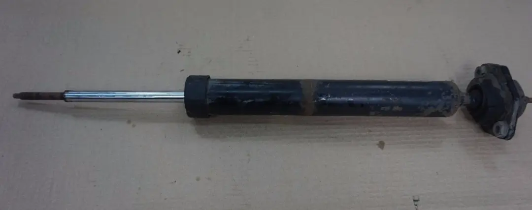 Amortiguador Trasero Izquierdo/Derecho para BMW E91 LCI con número de pieza 6772926 BMW E91 LCI Amortiguador Trasero Izquierdo/Derecho - SKU 6772926-3 - Número de pieza 6772926