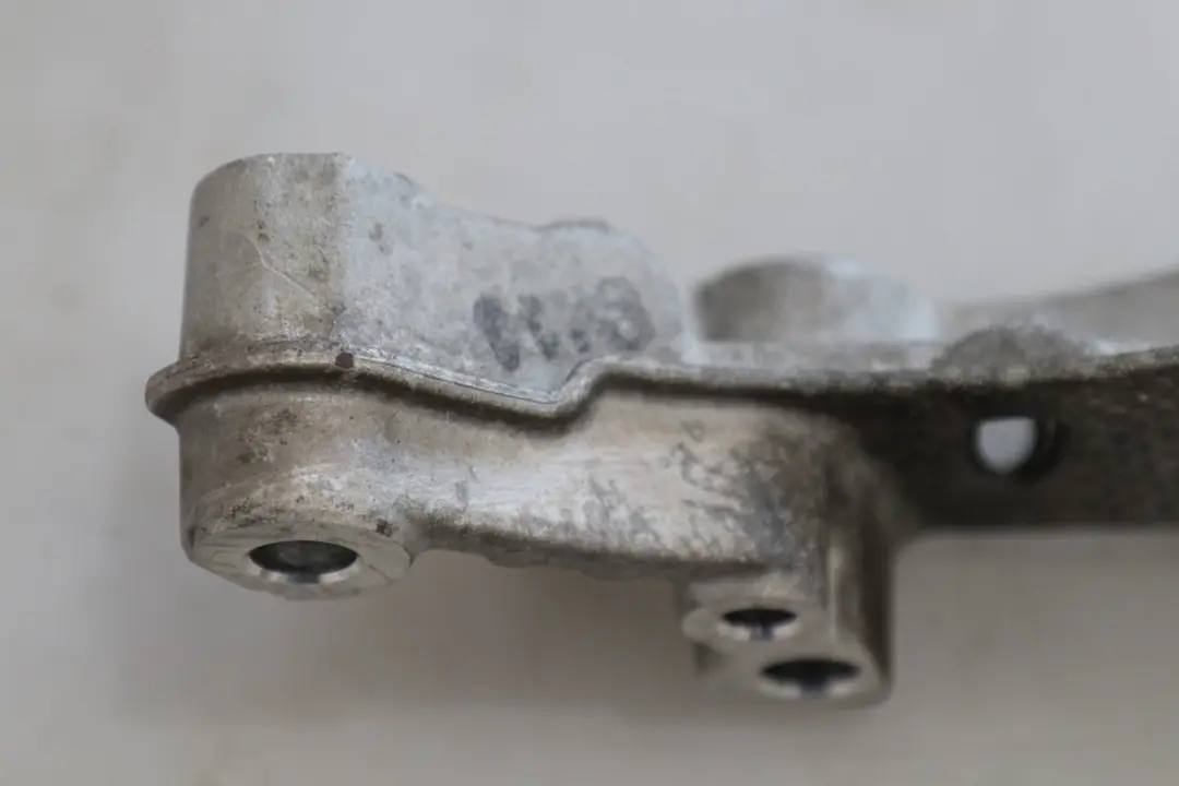 Plaque D'Adaptation De Suspension Pour Moteur Cooper R55 R56 W16 9683165580 pour à propos du numéro de pièce 6772940 Plaque D'Adaptation De Suspension Pour Moteur Cooper R55 R56 W16 9683165580 - SKU 6772940 - Numéro de pièce 6772940