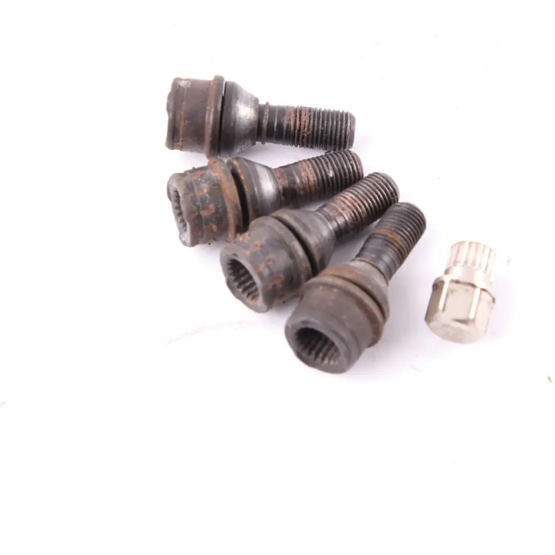 Satz von 4 Radschraubensicherungen mit Adapter Sicherheitsmutter für BMW X5 er E53 mit Teilenummer 6773191 BMW X5 er E53 Satz von 4 Radschraubensicherungen mit Adapter Sicherheitsmutter - SKU 6773191-1 - Teilenummer 6773191