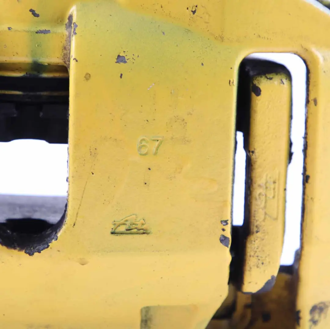 Pinza freno BMW E90 E91 anteriore sinistra portante Alloggiamento 57/30/348 per con numero di parte 6773201 Pinza freno BMW E90 E91 anteriore sinistra portante Alloggiamento 57/30/348 - SKU 6773201-5 - Numero di parte 6773201