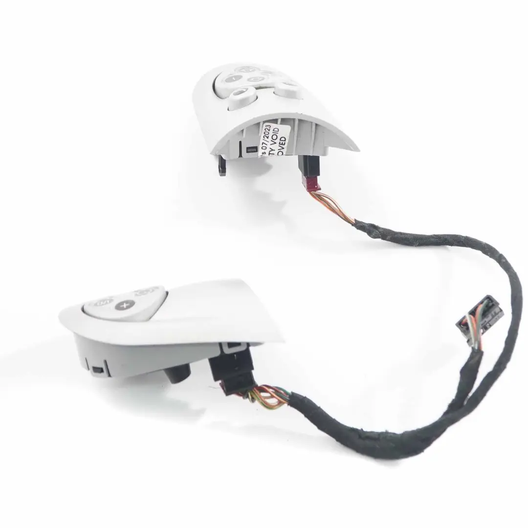 Botones Multifuncion en el Volante para Mini Cooper R55 R56 con número de pieza 6773645 Mini Cooper R55 R56 Botones Multifuncion en el Volante - SKU 6773645-1 - Número de pieza 6773645