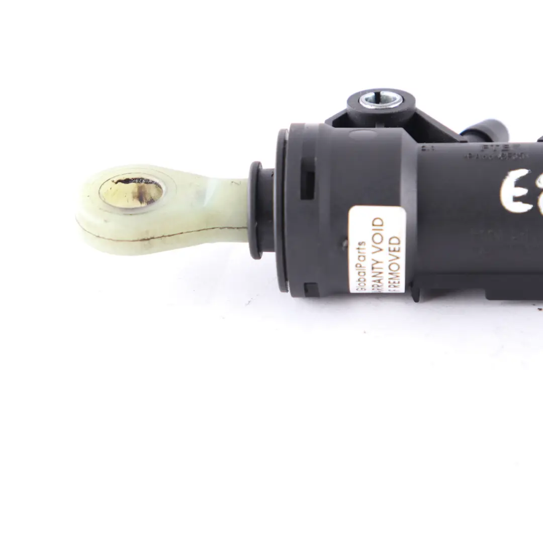 Maître Cylindre D'Embrayage pour BMW E53 E81 E84 E87 E90 E91 à propos du numéro de pièce 6773670 BMW E53 E81 E84 E87 E90 E91 Maître Cylindre D'Embrayage - SKU 6773670 - Numéro de pièce 6773670