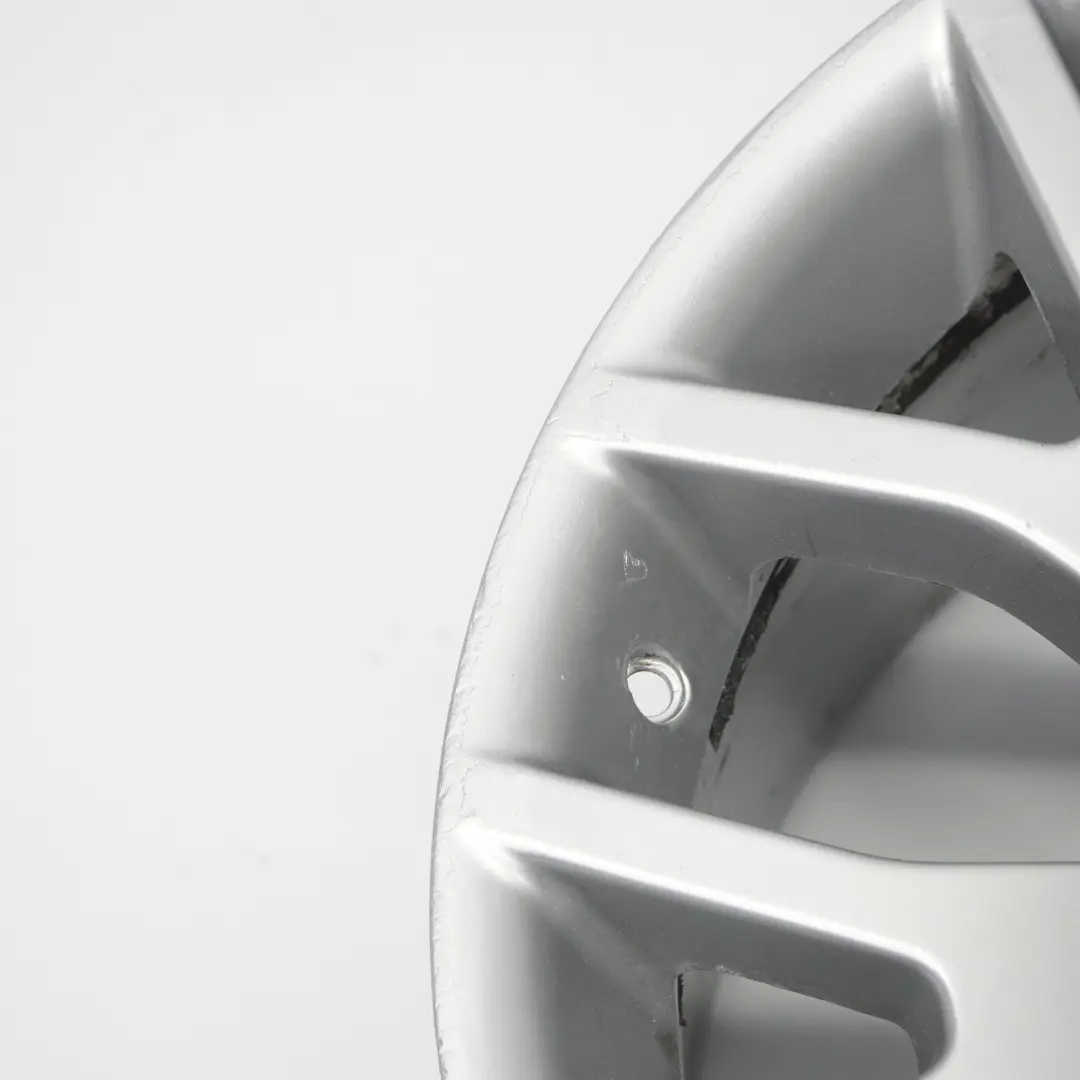 Silberne Leicht metall felge vorne 20" Kreuzs peiche 177 10J für BMW X5 E70 mit Teilenummer 6774398 BMW X5 E70 Silberne Leicht metall felge vorne 20" Kreuzs peiche 177 10J - SKU 6774398-1 - Teilenummer 6774398