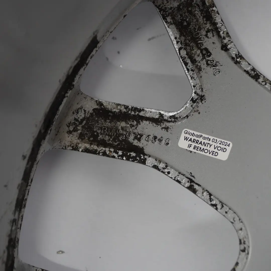 Przednia Felga Aluminiowa 20" Cross Spoke 177 10J ET:40 do BMW X5 E70 o numerze 6774398 BMW X5 E70 Przednia Felga Aluminiowa 20" Cross Spoke 177 10J ET:40 - SKU 6774398-2 - Numer Części 6774398