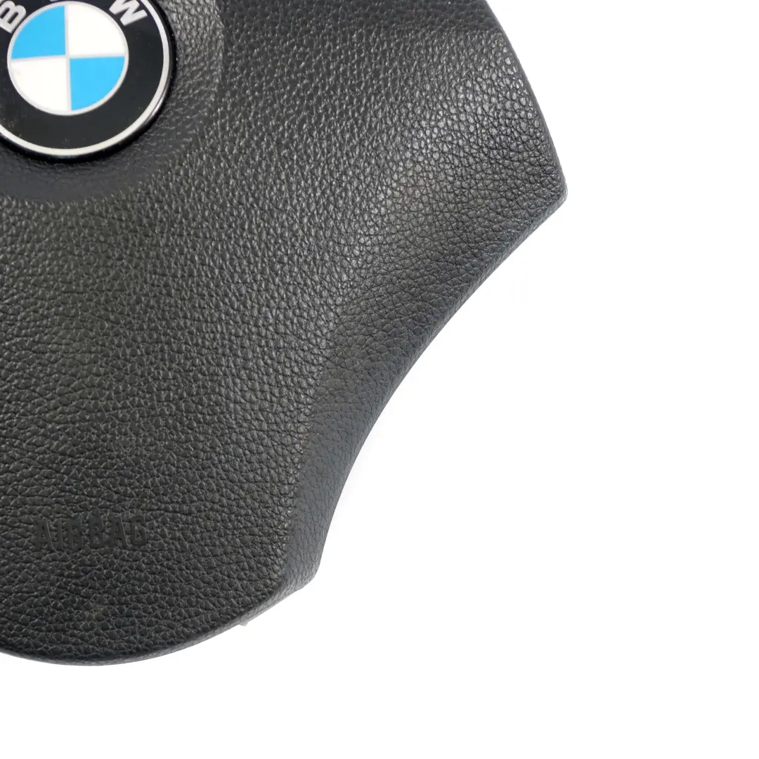 Poduszka AIRBAG kierowcy 6774449 do BMW E60 E61 o numerze 32346774449 BMW E60 E61 Poduszka AIRBAG kierowcy 6774449 - SKU 6774449-7 - Numer Części 32346774449