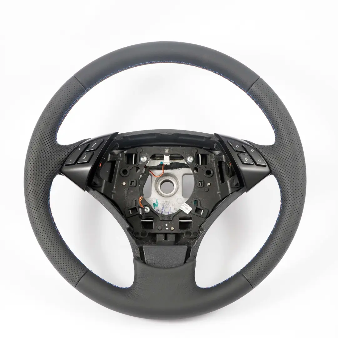 Leather Steering Wheel M-tricolored to BMW 5 Series E60 E61 LCI Black New with Part number 6774456 BMW 5 Series E60 E61 LCI Black New Leather Steering Wheel M-tricolored - SKU 6774456-1 - Part number 6774456