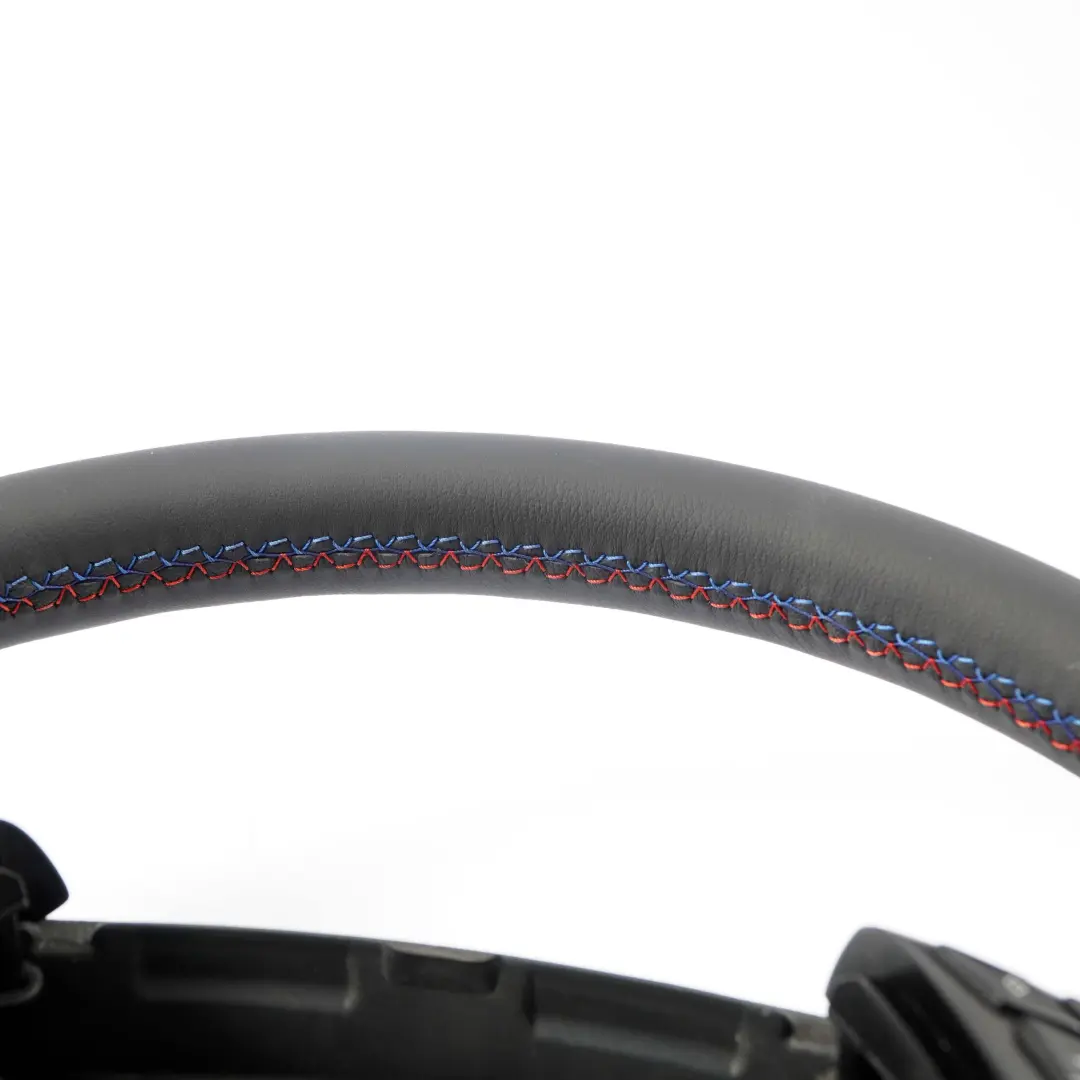 Lenkrad Neues Leder Schwarz M-dreifarbige Fäden BMW 5 er E60 E61 LCI - SKU 6774456-1 - Teilenummer 6774456