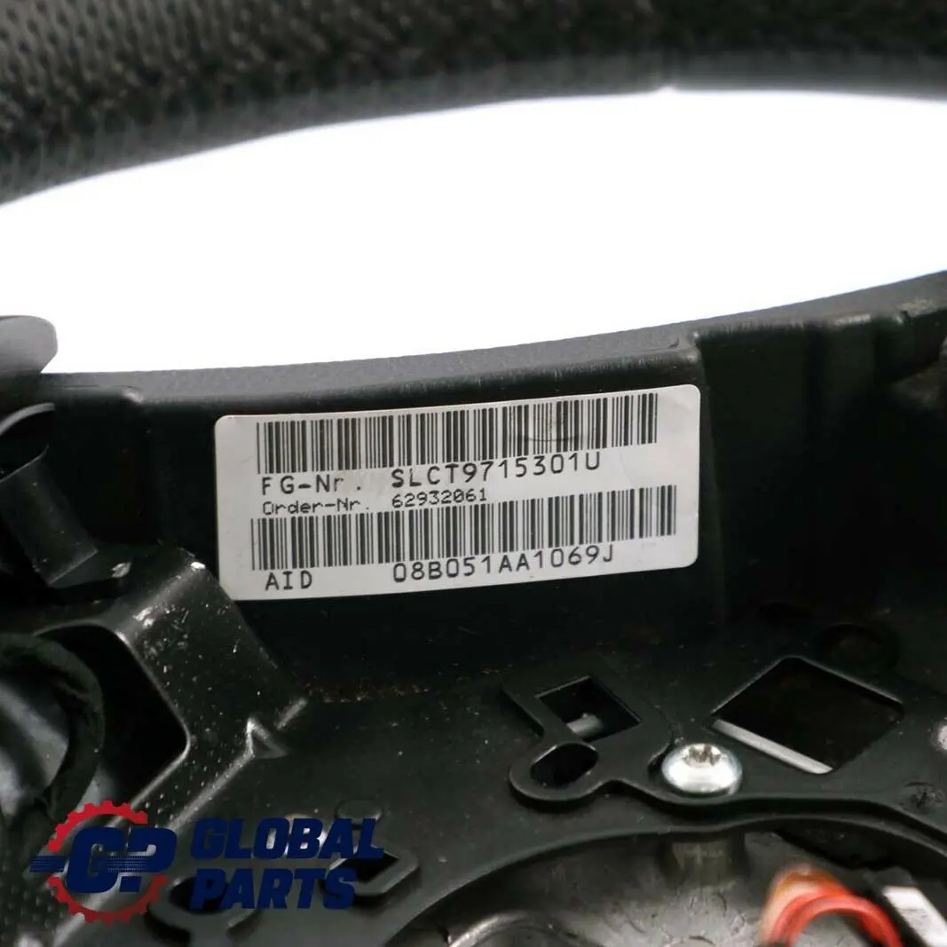Nuova Pelle Nera Volante Fili Neri per BMW E60 E61 LCI con numero di parte 6774456 BMW E60 E61 LCI Nuova Pelle Nera Volante Fili Neri - SKU 6774456-2 - Numero di parte 6774456