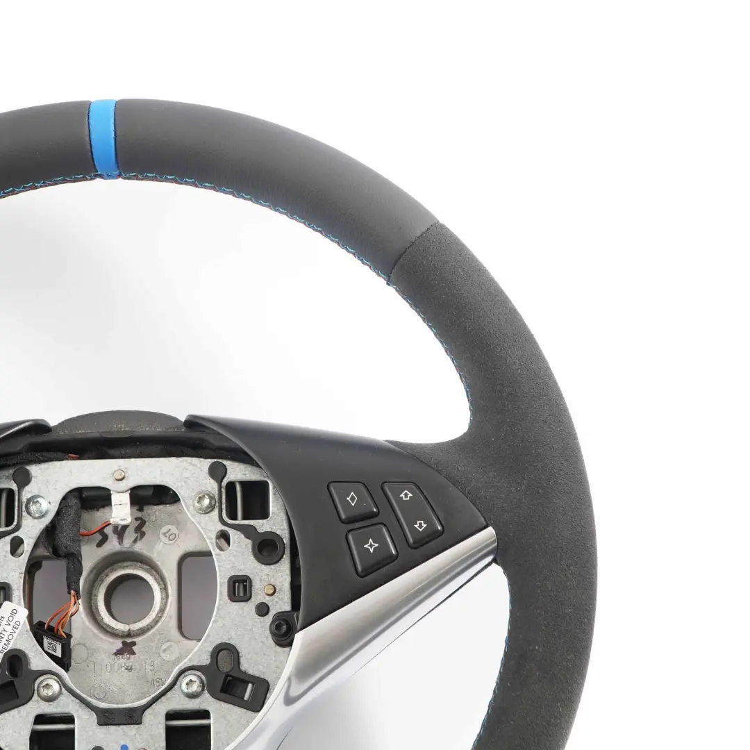 Leather Sport Steering Wheel M-tricoloured to BMW 5 6 Series E60 E61 E63 NEW Black with Part number 6774458 BMW 5 6 Series E60 E61 E63 NEW Black Leather Sport Steering Wheel M-tricoloured - SKU 6774458-2 - Part number 6774458
