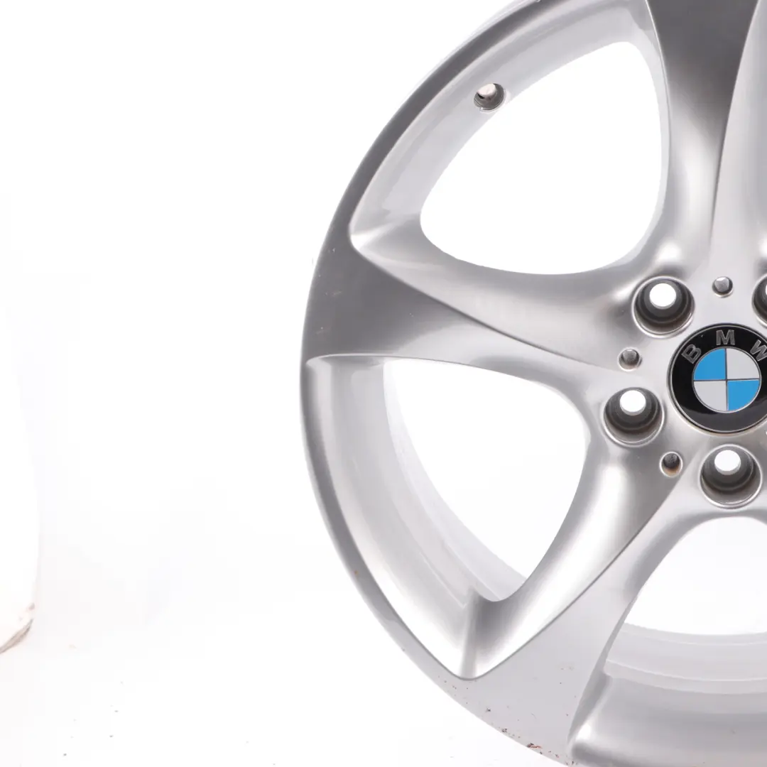 Vorne Alufelge Alu Felge 19" Sternspeiche 230 8J ET:37 für BMW 3 er E90 E91 E92 E93 mit Teilenummer 6774724 BMW 3 er E90 E91 E92 E93 Vorne Alufelge Alu Felge 19" Sternspeiche 230 8J ET:37 - SKU 6774724 - Teilenummer 6774724