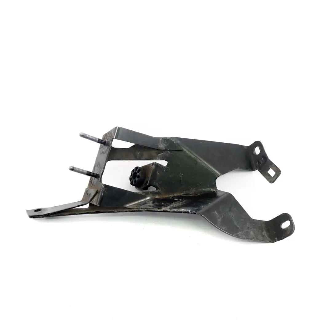 N47 Bracket Power Steering Oil Carrier to BMW E81 E87 LCI E90 E91 E92 with Part number 6774767 BMW E81 E87 LCI E90 E91 E92 N47 Bracket Power Steering Oil Carrier - SKU 6774767 - Part number 6774767