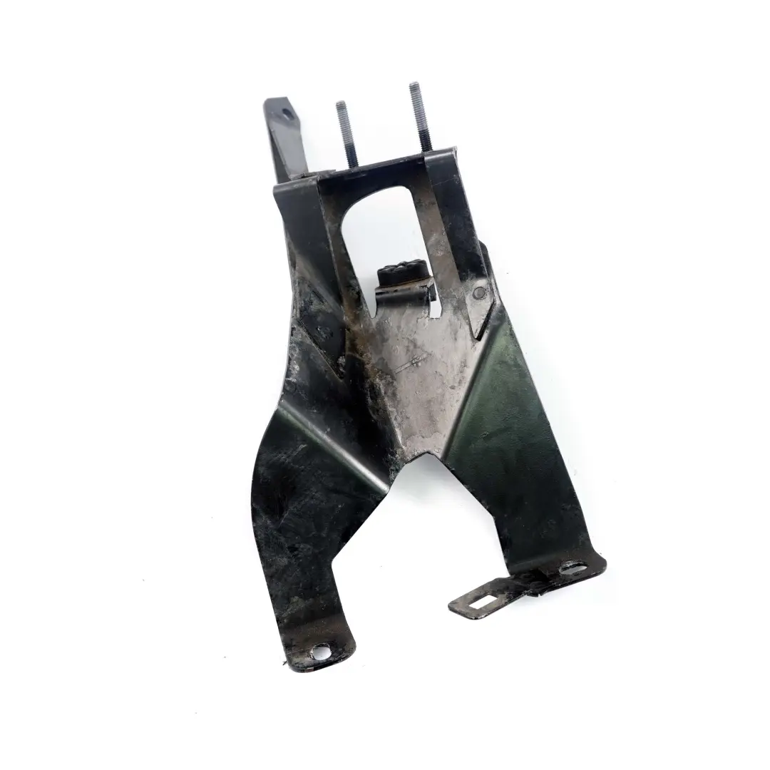 N47 Bracket Power Steering Oil Carrier to BMW E81 E87 LCI E90 E91 E92 with Part number 6774767 BMW E81 E87 LCI E90 E91 E92 N47 Bracket Power Steering Oil Carrier - SKU 6774767 - Part number 6774767