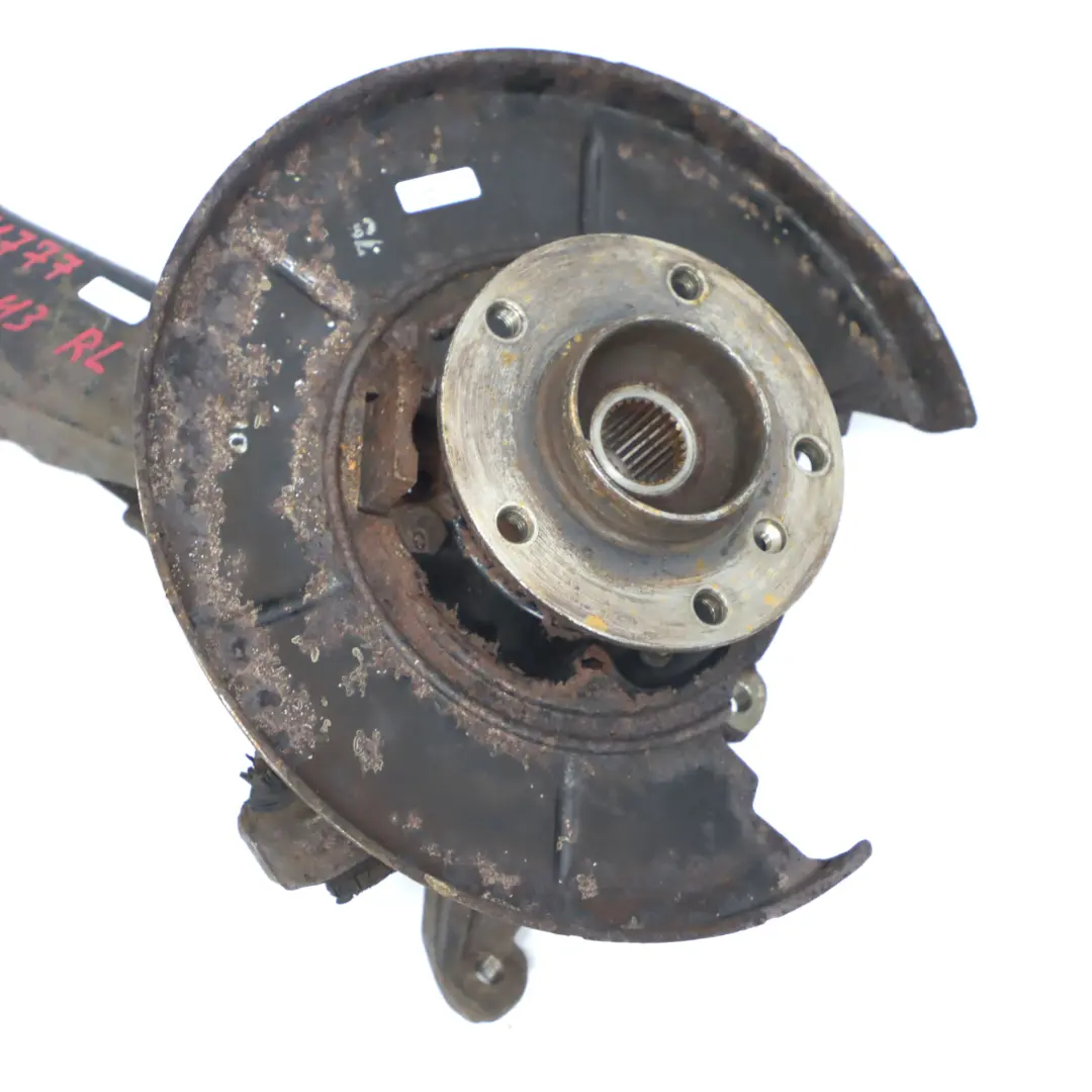 mozzo ruota posteriore sinistra sospensione gamba freno ruota portante per BMW E46 con numero di parte 6774777 BMW E46 mozzo ruota posteriore sinistra sospensione gamba freno ruota portante - SKU 6774777 - Numero di parte 6774777