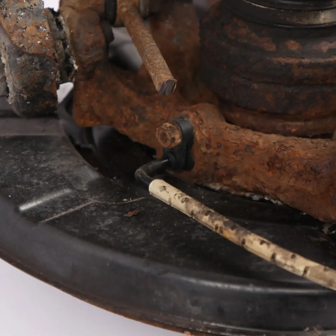 N52N Rear Right O/S Axle Suspension Leg Wheel Hub Brake Disc to BMW E92 330i with Part number 6774808 BMW E92 330i N52N Rear Right O/S Axle Suspension Leg Wheel Hub Brake Disc - SKU 6774808-27 - Part number 6774808