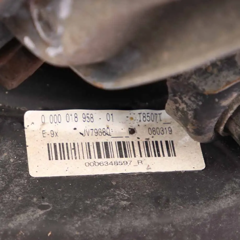 N53 Rear Right O/S Suspension Leg Axle Brake Hub Manual to BMW E93 325i with Part number 6774808 BMW E93 325i N53 Rear Right O/S Suspension Leg Axle Brake Hub Manual - SKU 6774808-30 - Part number 6774808