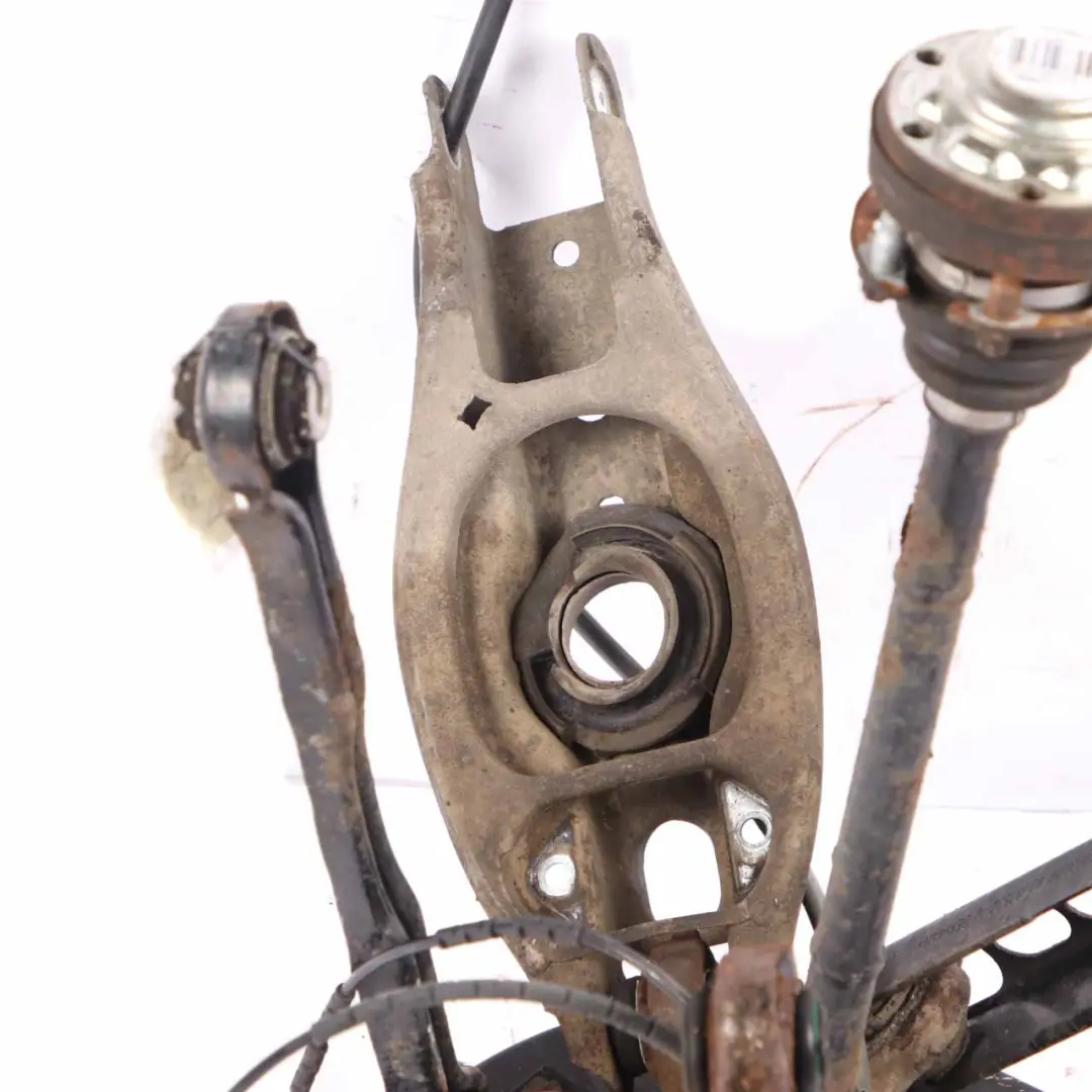 BMW E81 E87 LCI 123d N47S Rear Right O/S Wheel Hub Suspension Leg Brake Disc - SKU 6774808-31 - Part number 7561784