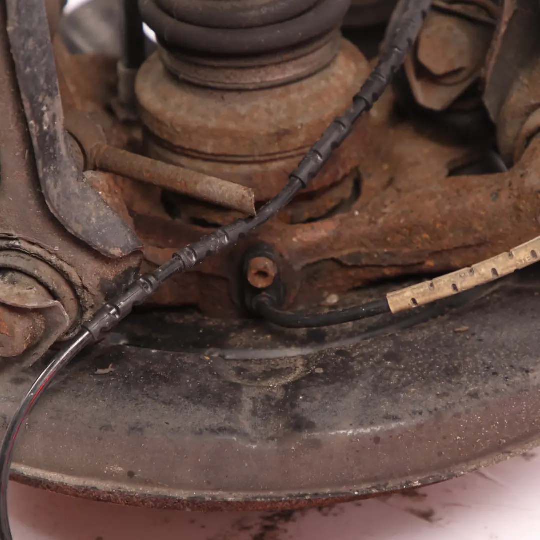 M57N2 posteriore destra asse gamba sospensione freno disco ruota per BMW E90 325d con numero di parte 6774808 BMW E90 325d M57N2 posteriore destra asse gamba sospensione freno disco ruota - SKU 6774808-4 - Numero di parte 6774808