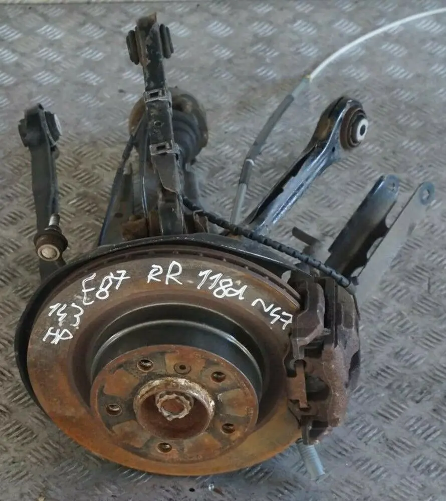 N47 Rear Right O/S Suspension Leg Axle Brake Disc to BMW 1 Series E87 LCI 118d with Part number 6774810 BMW 1 Series E87 LCI 118d N47 Rear Right O/S Suspension Leg Axle Brake Disc - SKU 6774810-17 - Part number 6774810