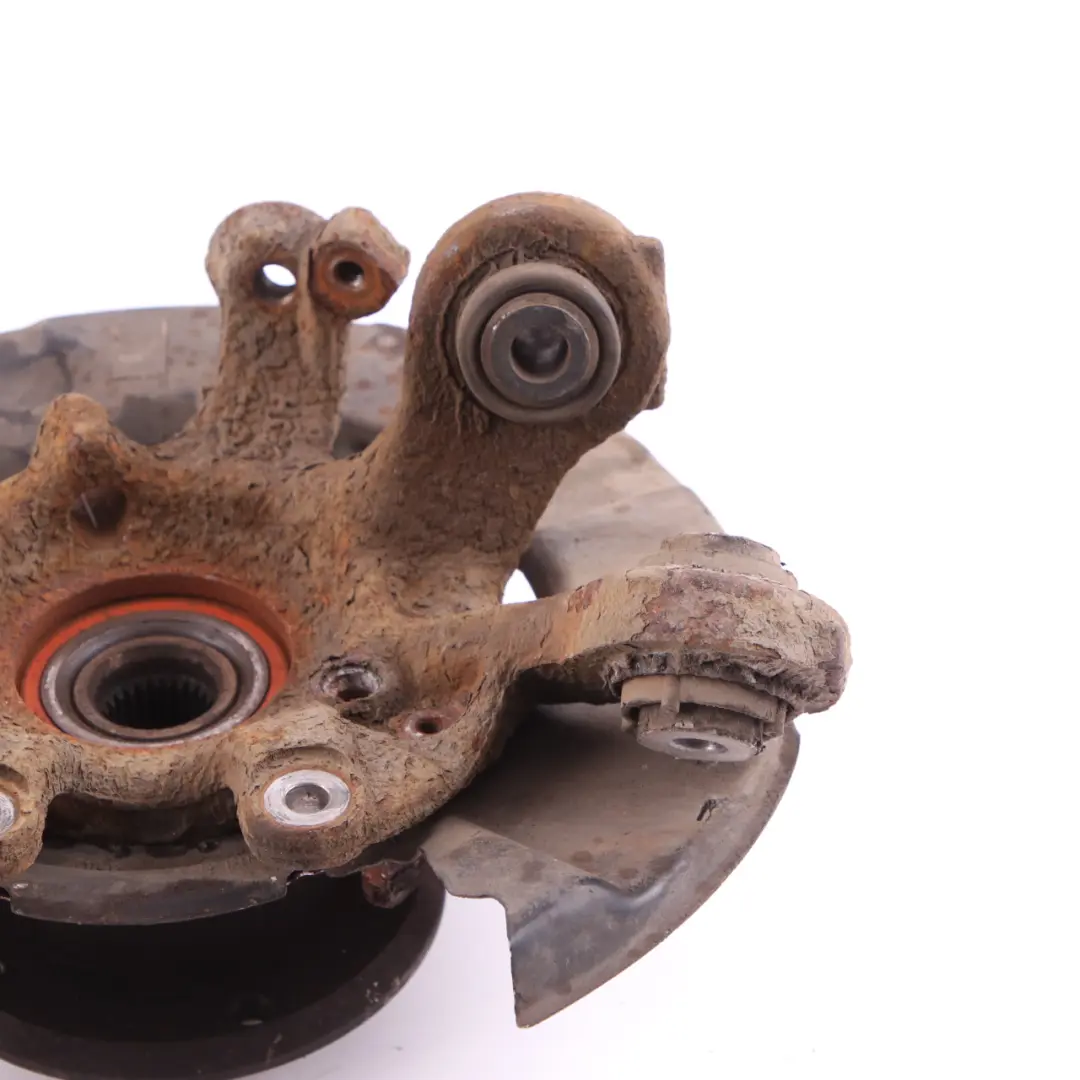 Zwrotnica Piasta Tylna Prawy Tył do BMW E82 E88 o numerze 6774810 BMW E82 E88 Zwrotnica Piasta Tylna Prawy Tył - SKU 6774810-3 - Numer Części 6774810