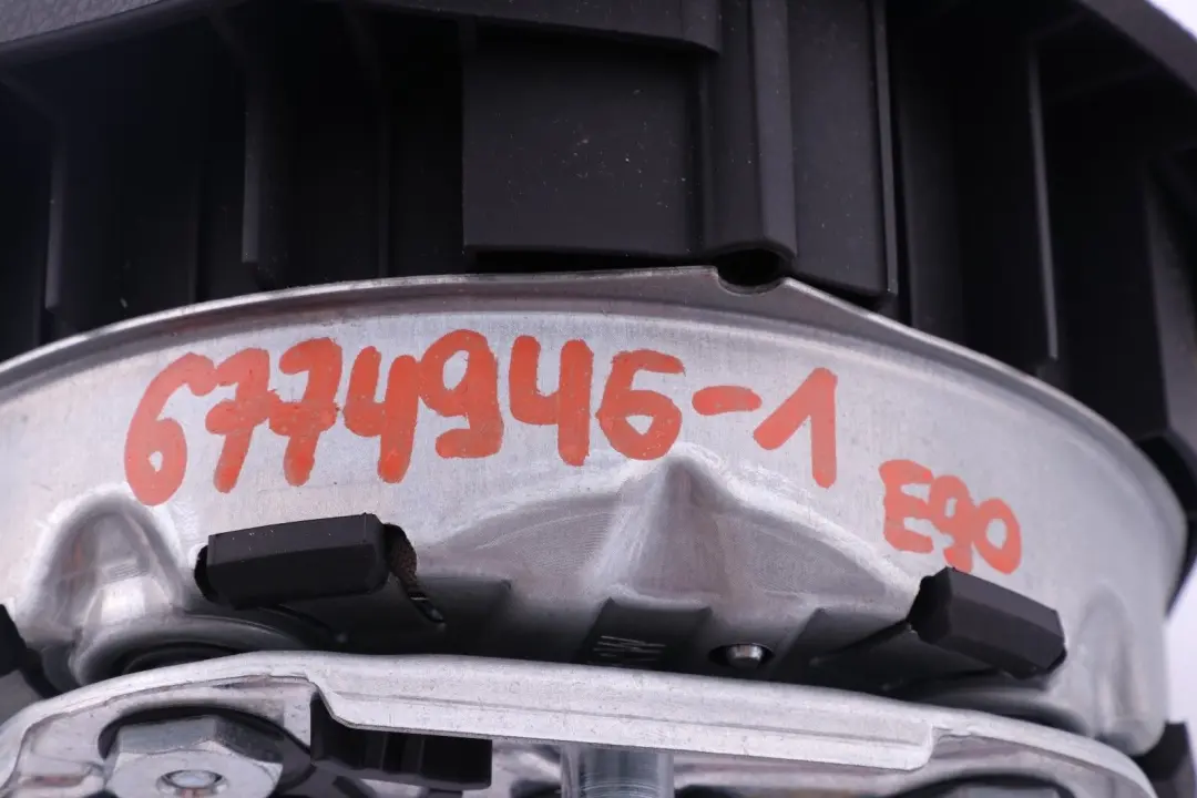 BMW E90 Poduszka Powietrzna Kierownicy 6772865 - SKU 6774946-1 - Numer Części 6774946