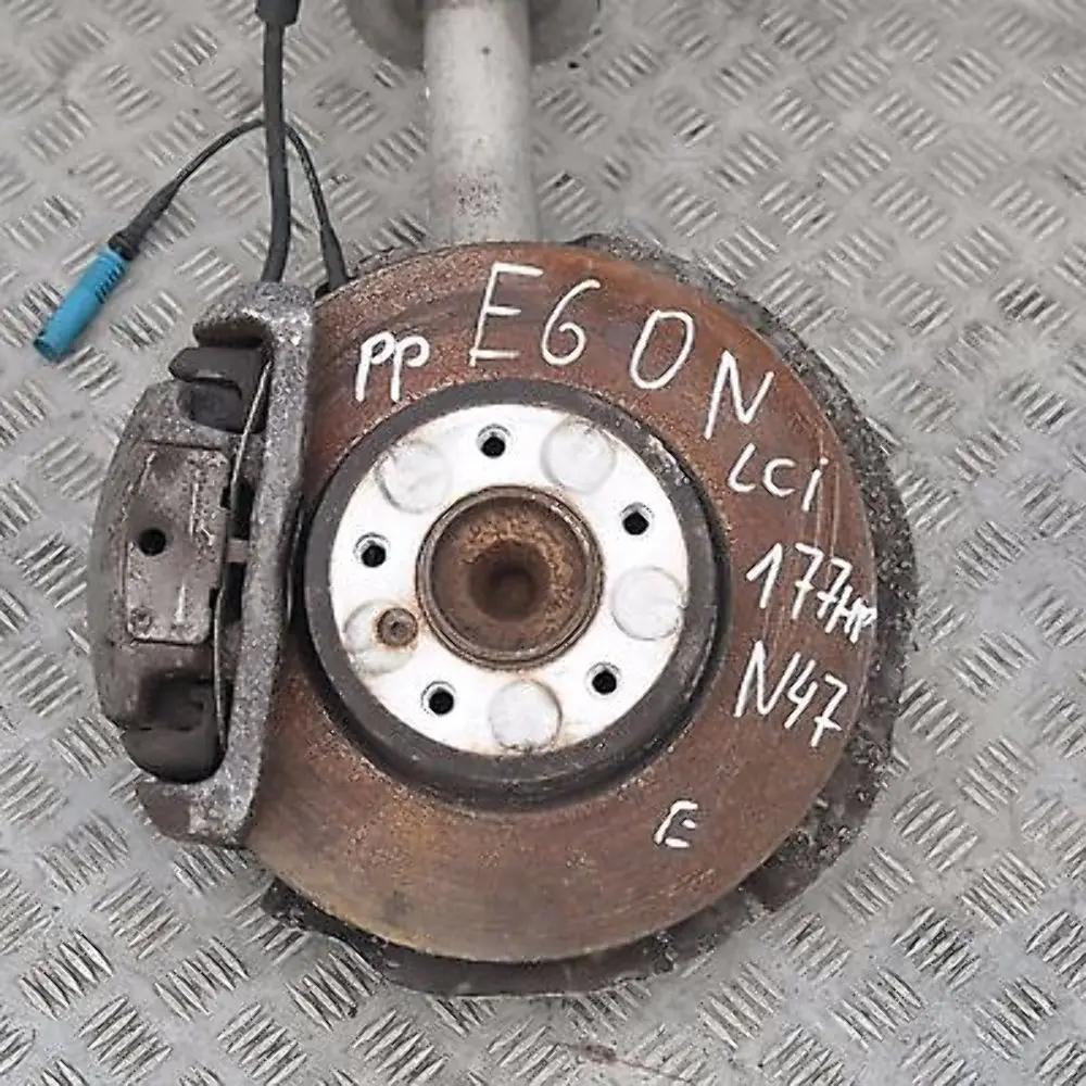 N47 Stoßdämpfer Federbein vorn rechts Schwenklager für BMW 5 er E60 LCI 520d mit Teilenummer 31306775056 BMW 5 er E60 LCI 520d N47 Stoßdämpfer Federbein vorn rechts Schwenklager - SKU 6775056 - Teilenummer 31306775056