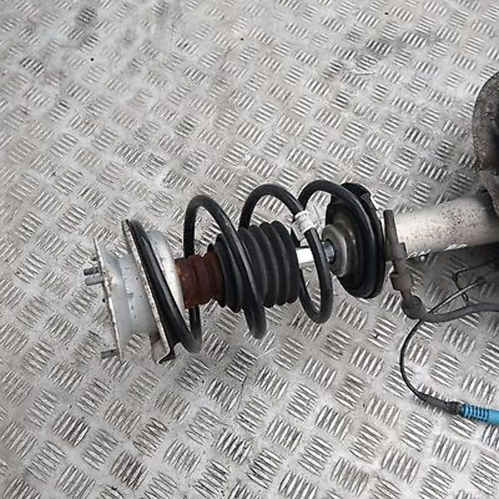 BMW E60 LCI 525i N53 Zwrotnica amortyzator prawy - SKU 6775056 - Numer Części 31306775056