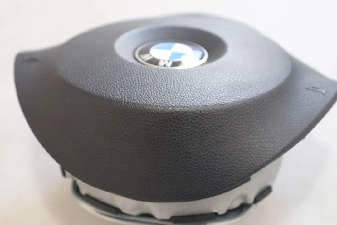 BMW 1 SERIES E81 E82 E87 E88 Steering Wheel Air Module Bag Driver's Side 6775155 - SKU 6775155-3 - Part number 6763080