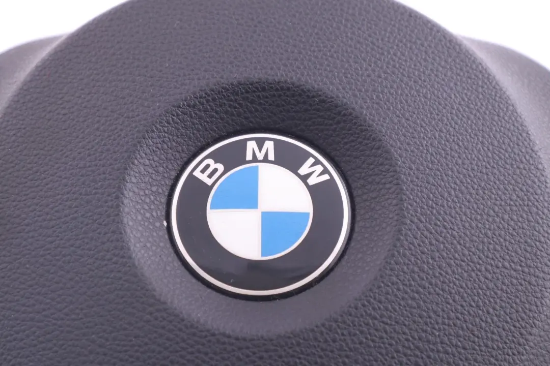 BMW E81 E82 E87 Volante Módulo de Aire Bolsa Lado del Conductor Air Bag Airbag - SKU 6775155-8 - Número de pieza 32306775155