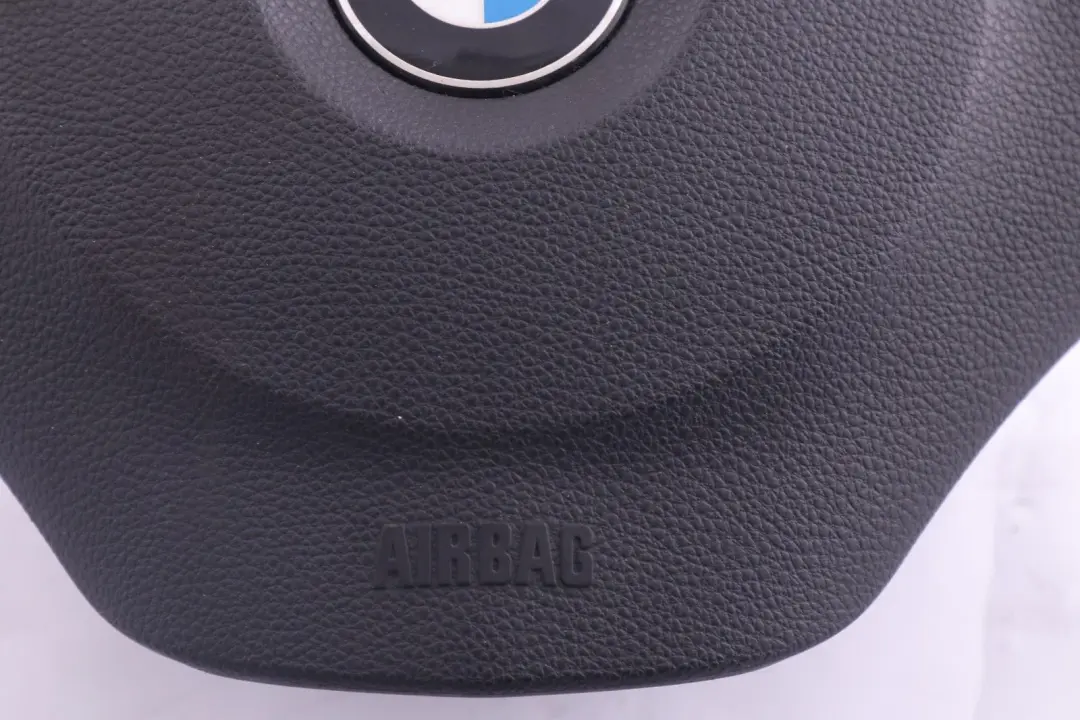 BMW E81 E82 E87 Volante Módulo de Aire Bolsa Lado del Conductor Air Bag Airbag - SKU 6775155-8 - Número de pieza 32306775155
