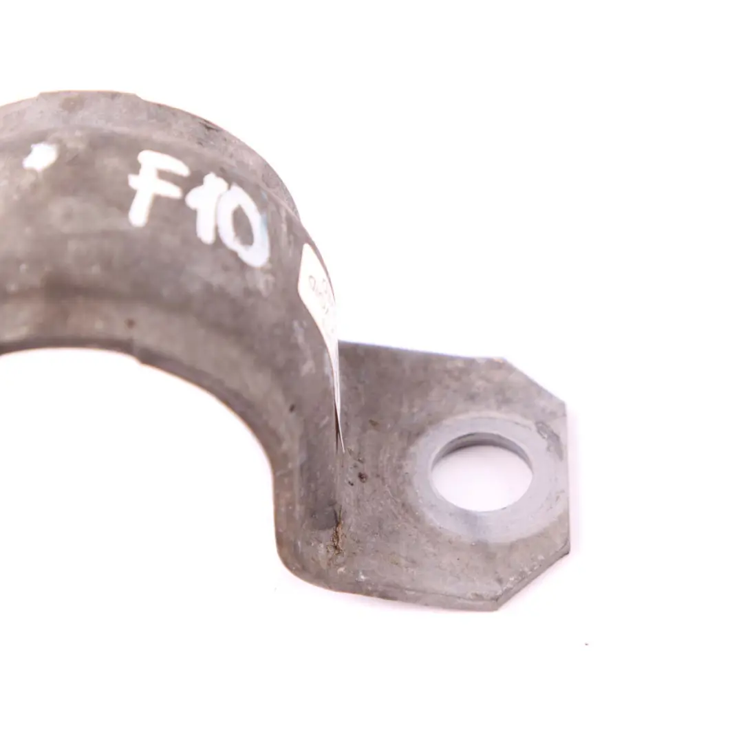 Wspornik Stabilizatora Przedni Lewy Prawy do BMW F01 F10 F12 F13 o numerze 6775444 BMW F01 F10 F12 F13 Wspornik Stabilizatora Przedni Lewy Prawy - SKU 6775444 - Numer Części 6775444