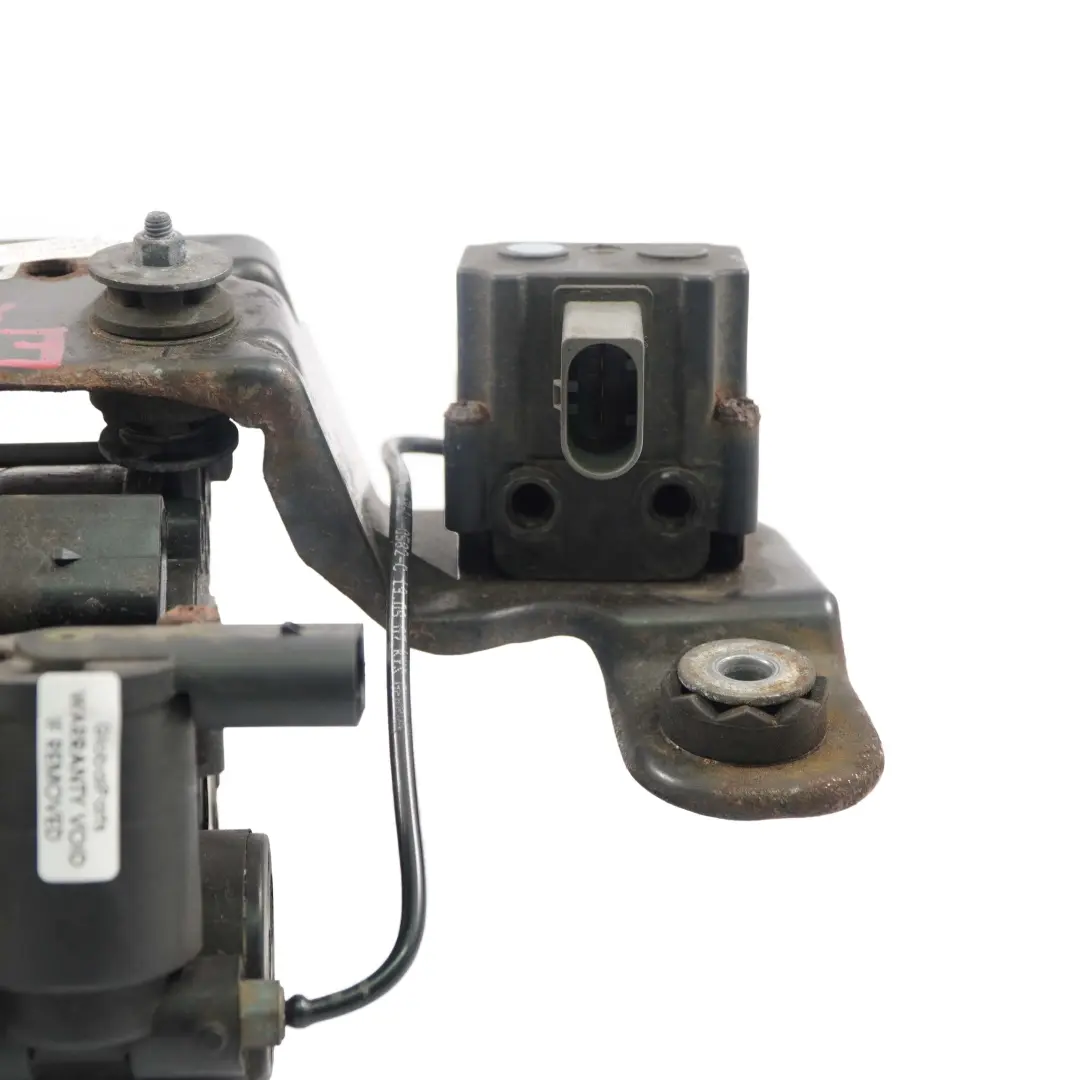 Supply Device Suspension Compressor Motor to BMW X5 E70 Air with Part number 6775479 BMW X5 E70 Air Supply Device Suspension Compressor Motor - SKU 6775479 - Part number 6775479