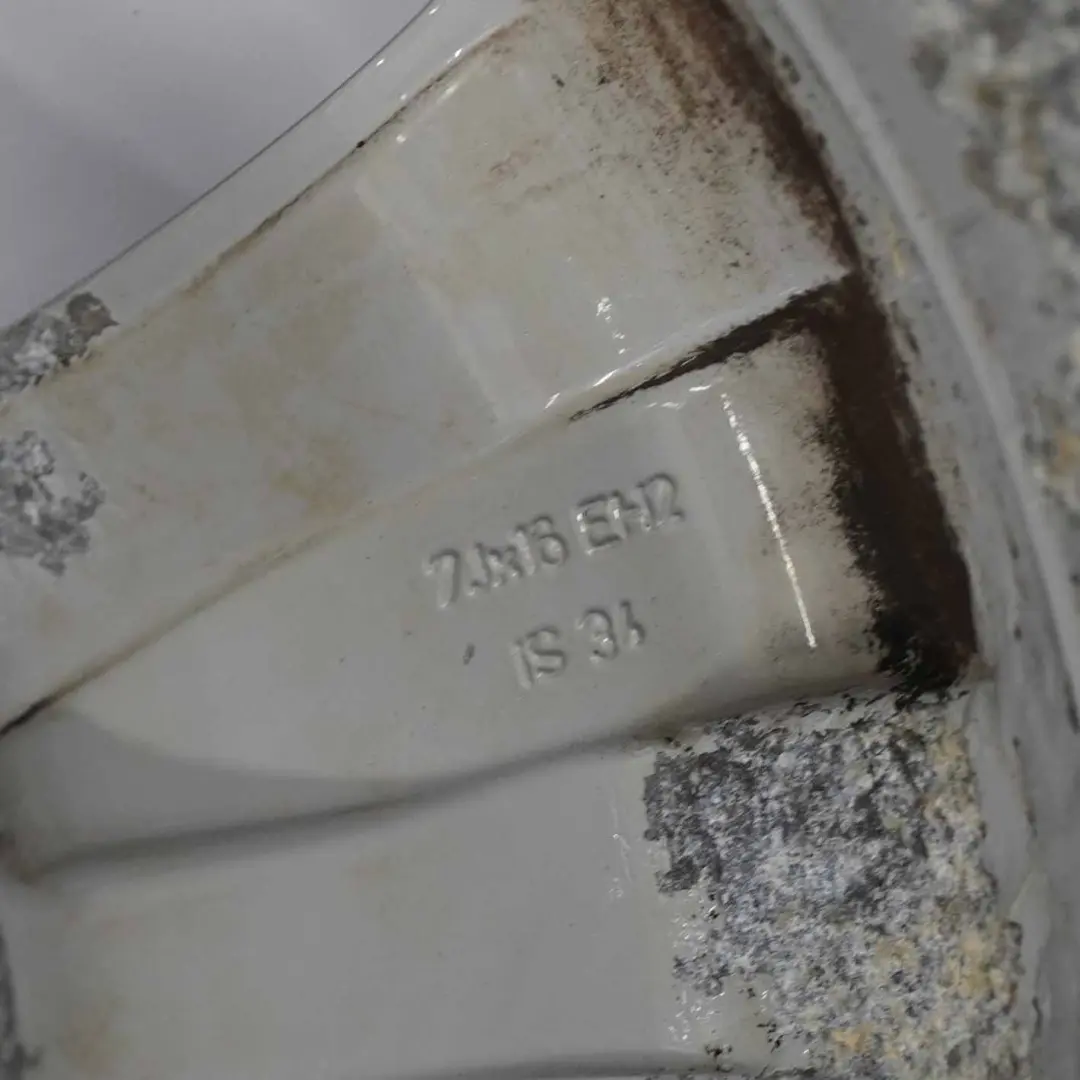 Felga Aluminiowa 16" 7J do BMW E90 E91 o numerze 6775594 BMW E90 E91 Felga Aluminiowa 16" 7J - SKU 6775594-1 - Numer Części 6775594