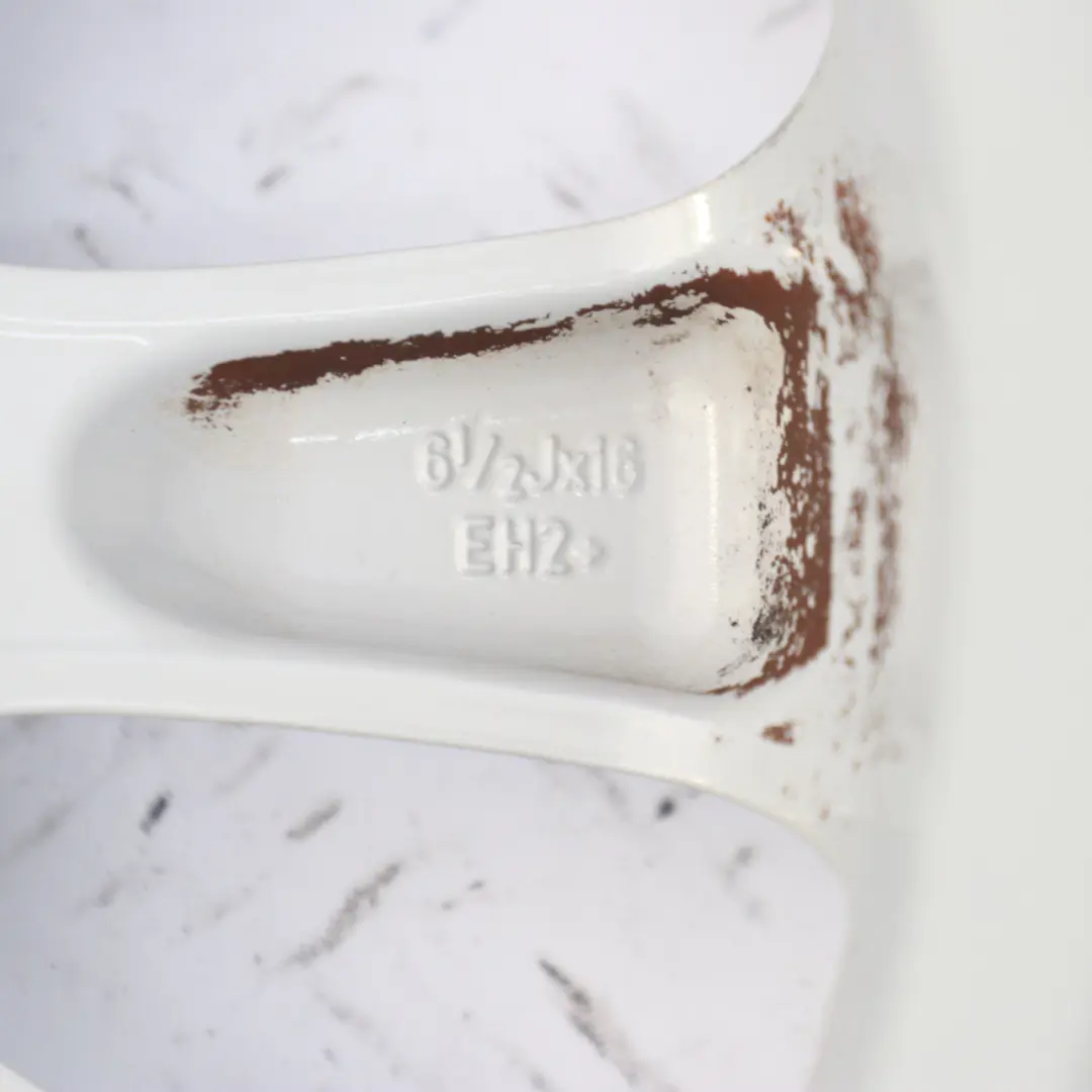 BMW Serie 1 E81 E82 E87 E88 Llanta de aleación 16" Spider Spoke 139 6,5J - SKU 6775618-2 - Número de pieza 6775618