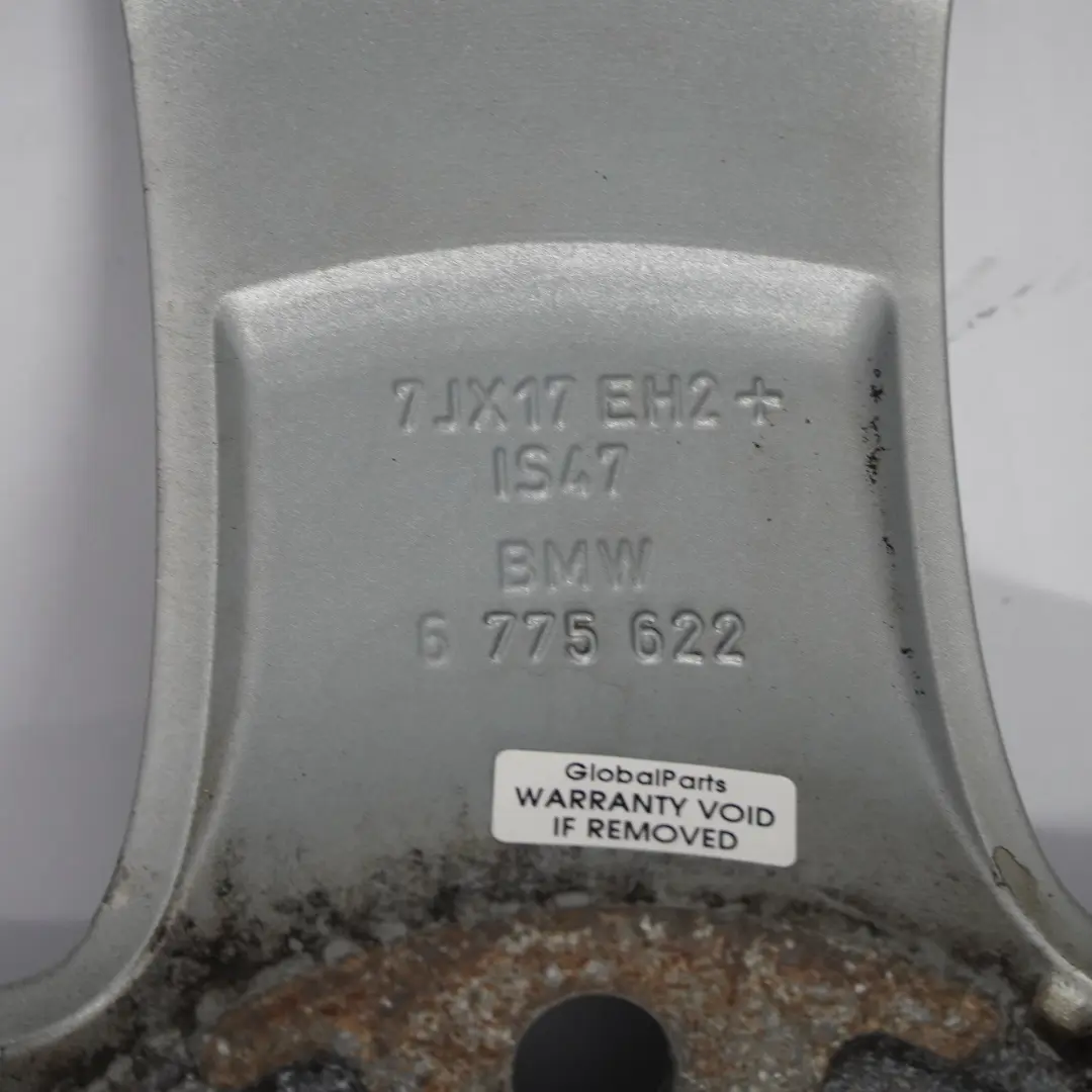 Cerchio in lega 17" ET:47 7J Spider Spoke 142 per BMW E81 E82 E87 E88 con numero di parte 6775622 BMW E81 E82 E87 E88 Cerchio in lega 17" ET:47 7J Spider Spoke 142 - SKU 6775622-1 - Numero di parte 6775622