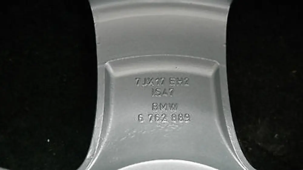 GENUINE BMW E81 E82 E87 E88 Complete Set 4x Wheel Alloy Rim 17" spider spoke 142 to with Part number 6775622 6775623 GENUINE BMW E81 E82 E87 E88 Complete Set 4x Wheel Alloy Rim 17" spider spoke 142 - SKU 6775623 - Part number 6775622 6775623