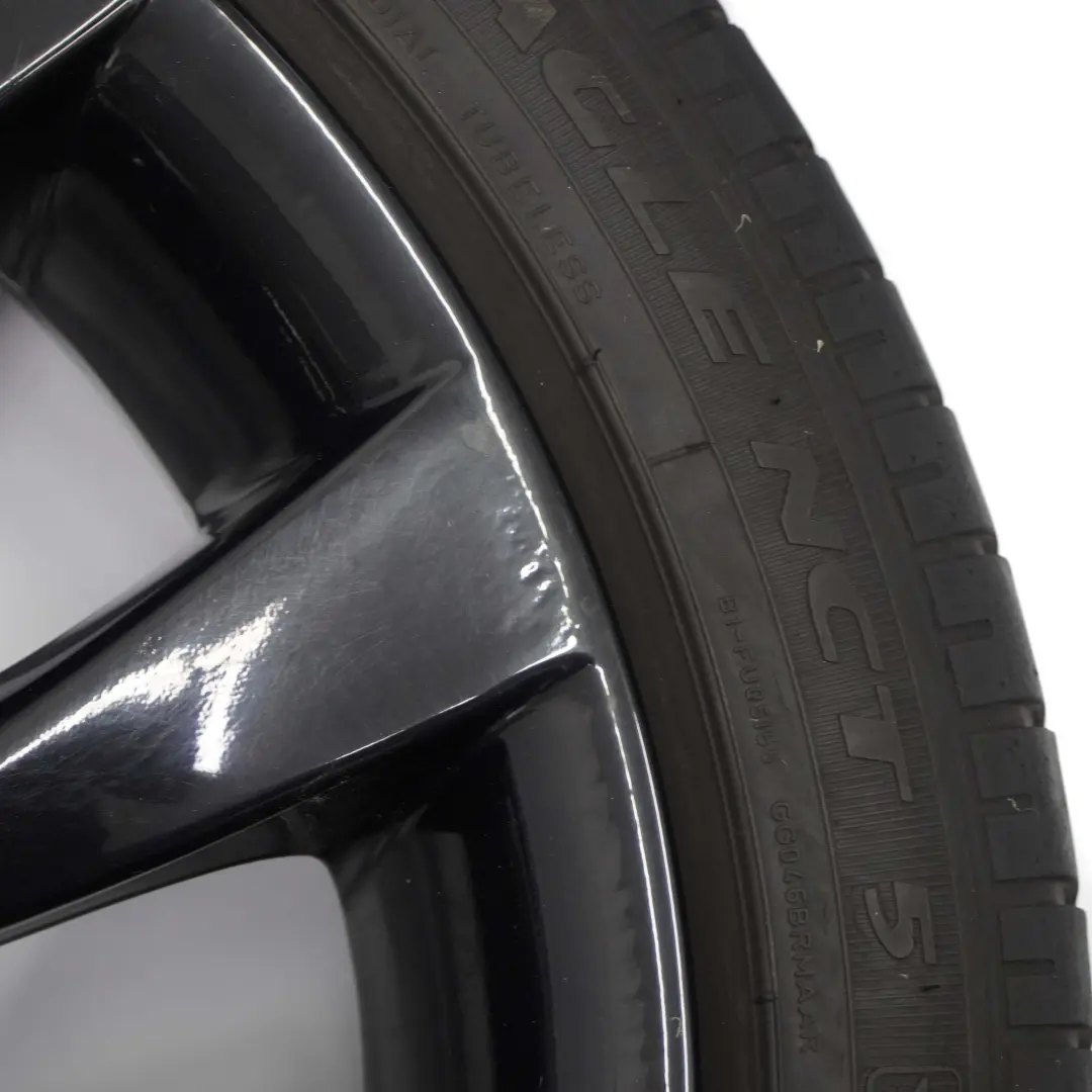 BMW E87 Juego Completo 4x Llantas con Neumaticos 18" 7,5J / 8,5J M Radio V 217 - SKU 6775634-6779380 - Número de pieza 6775634/6779380