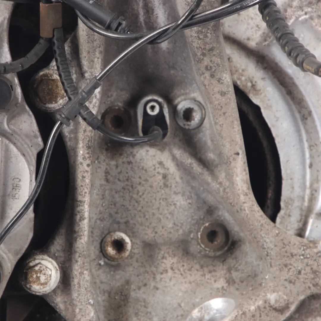 Front Left N/S Wheel Hub Suspension Carrier Brake Disc to BMW F01 F07 with Part number 6869870 BMW F01 F07 Front Left N/S Wheel Hub Suspension Carrier Brake Disc - SKU 6775767 - Part number 6869870