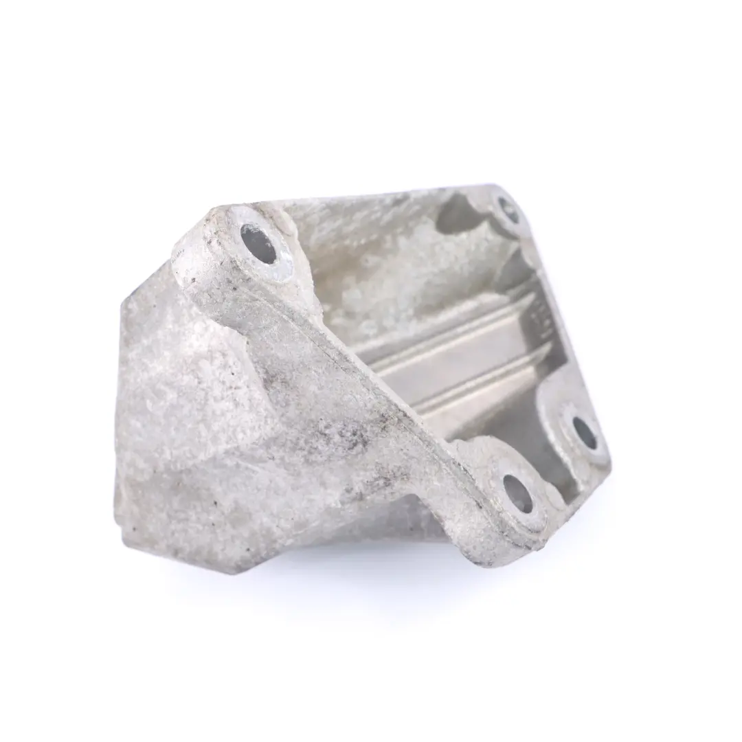  Supporto motore BMW F10 Staffa Supporto Supporto Portante Destra - SKU 6775904 - Numero di parte 6775904