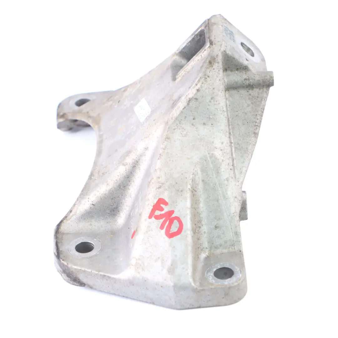 Bracket BMW F10 F11 N52N N53 Engine Support Bracket Mount Right O/S to with Part number 6775914 Bracket BMW F10 F11 N52N N53 Engine Support Bracket Mount Right O/S - SKU 6775914 - Part number 6775914