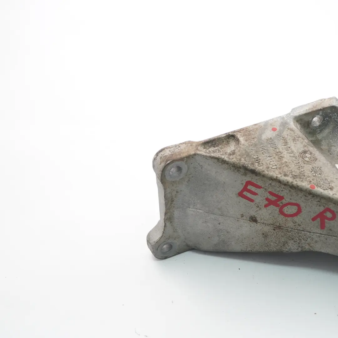 4.8i N62N Łapa Wspornik Silnika Prawa do BMW X5 E70 o numerze 6776136 BMW X5 E70 4.8i N62N Łapa Wspornik Silnika Prawa - SKU 6776136 - Numer Części 6776136