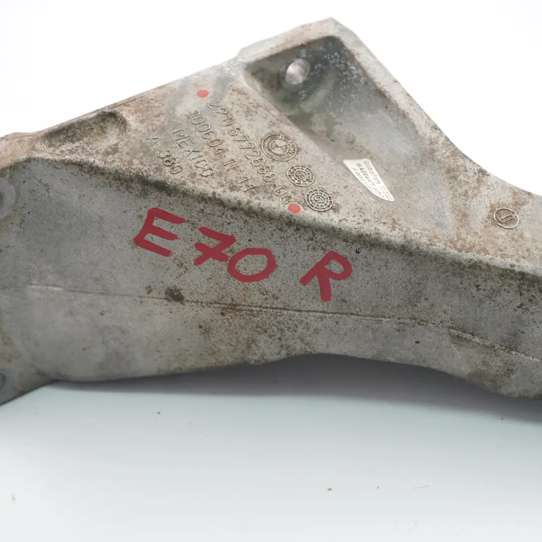 4.8i N62N Łapa Wspornik Silnika Prawa do BMW X5 E70 o numerze 6776136 BMW X5 E70 4.8i N62N Łapa Wspornik Silnika Prawa - SKU 6776136 - Numer Części 6776136