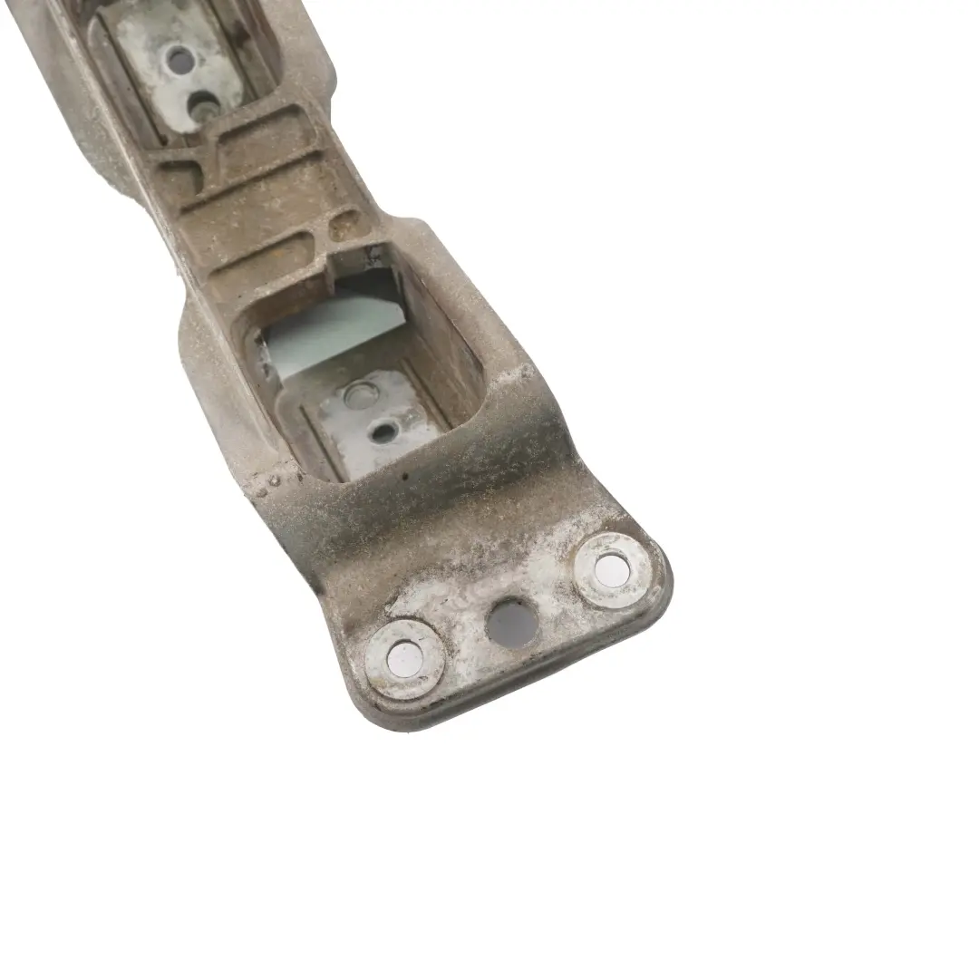 Travesaño caja de cambios suspensión gasolina para BMW E60 E60N E61 E61N LCI con número de pieza 22316776522 BMW E60 E60N E61 E61N LCI Travesaño caja de cambios suspensión gasolina - SKU 6776522 - Número de pieza 22316776522