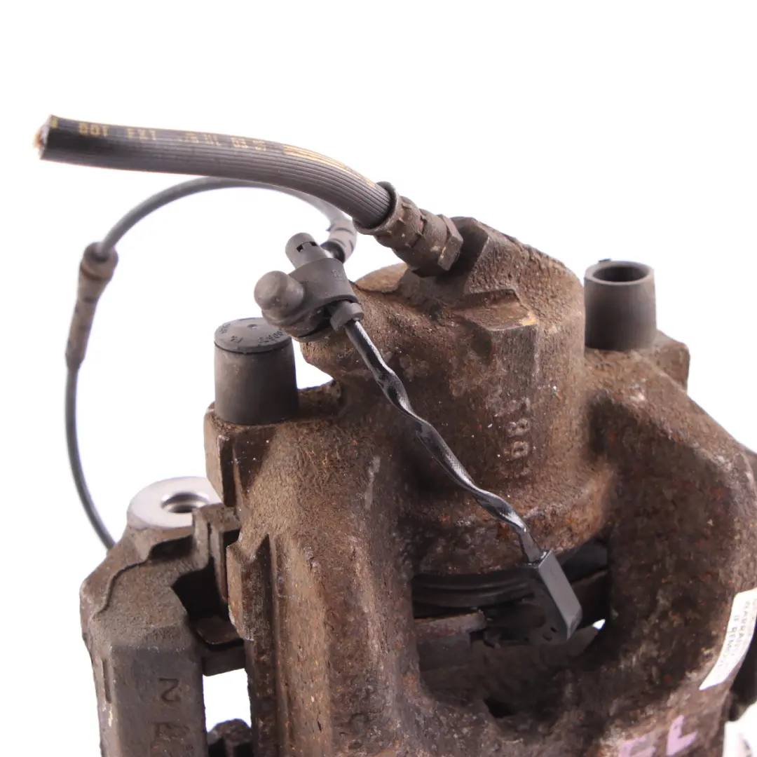 Front Brake Caliper Housing Carrier Left N/S to BMW E81 E82 E87 LCI E90 E91 with Part number 6776527 BMW E81 E82 E87 LCI E90 E91 Front Brake Caliper Housing Carrier Left N/S - SKU 6776527-1 - Part number 6776527