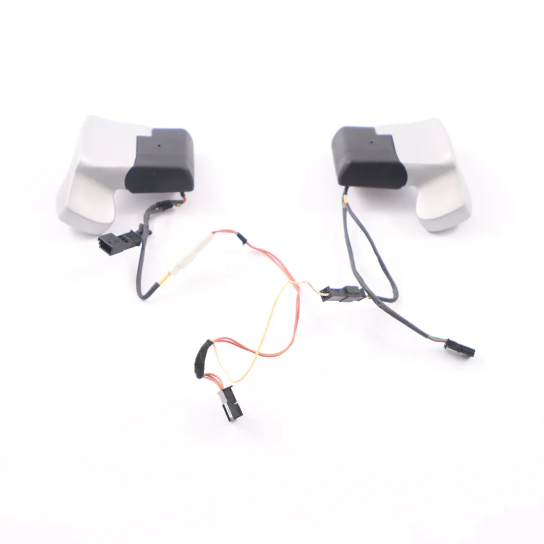 Łopatka Manetka Biegów Lewa Prawa Komplet do Mini Cooper One R55 R56 o numerze 6776711 Mini Cooper One R55 R56 Łopatka Manetka Biegów Lewa Prawa Komplet - SKU 6776711 - Numer Części 6776711