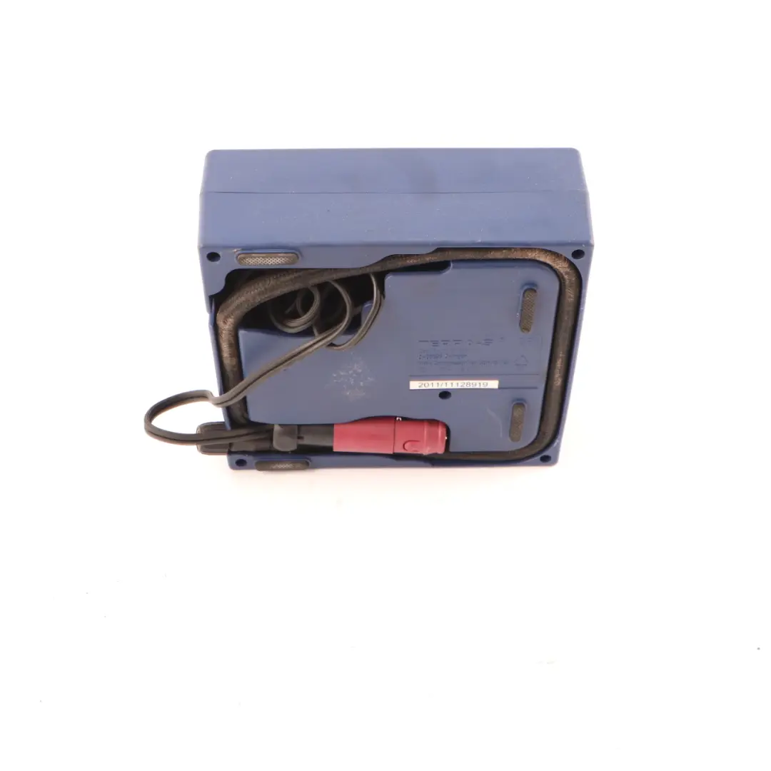 Tyre Inflation Air Compressor Pump to BMW F20 E81 E87 E60 E90 F10 X1 E84 with Part number 6777047 BMW F20 E81 E87 E60 E90 F10 X1 E84 Tyre Inflation Air Compressor Pump - SKU 6777047 - Part number 6777047